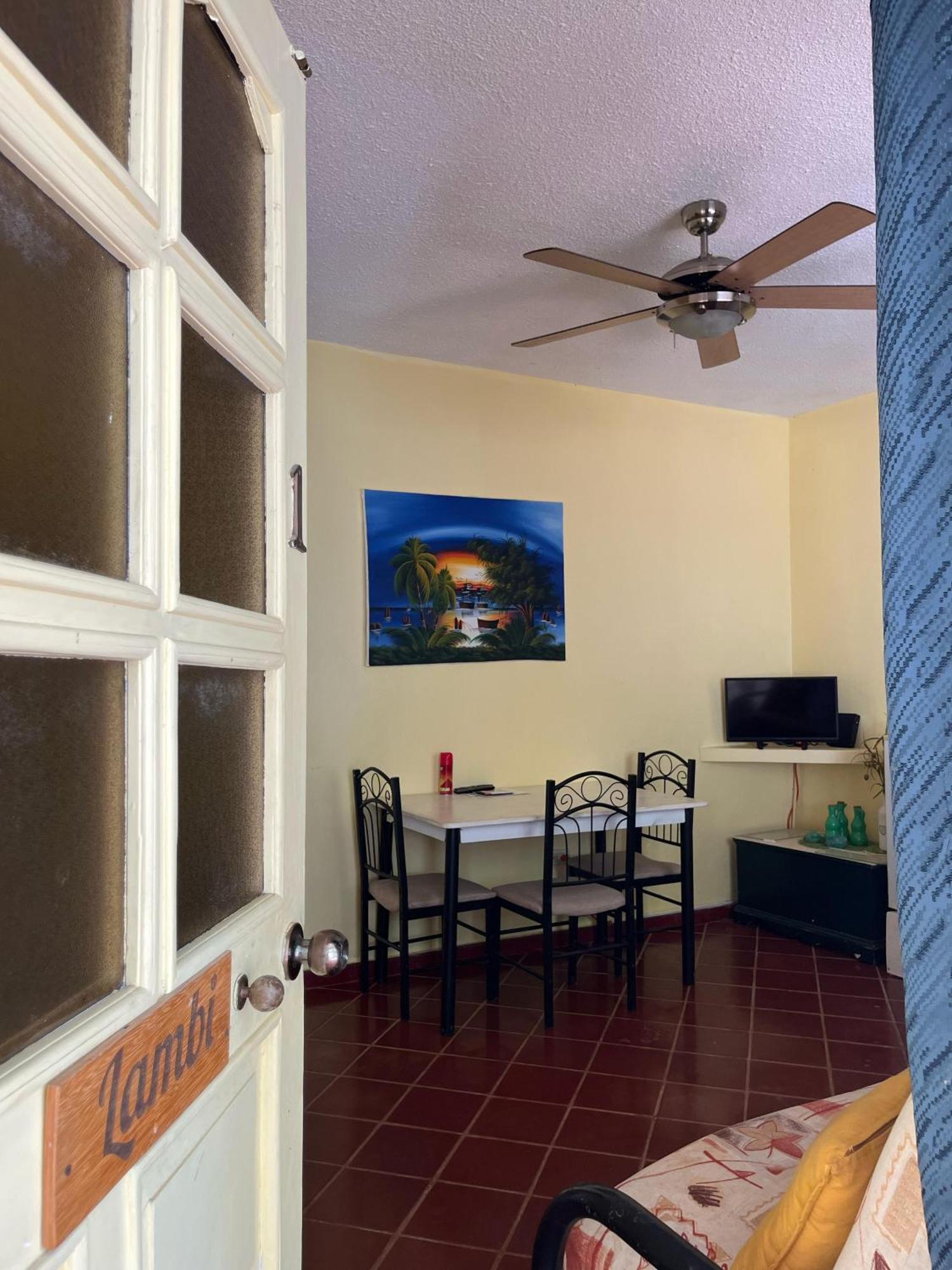 Playa Blanca Bed And Breakfast Баяхибе Екстериор снимка