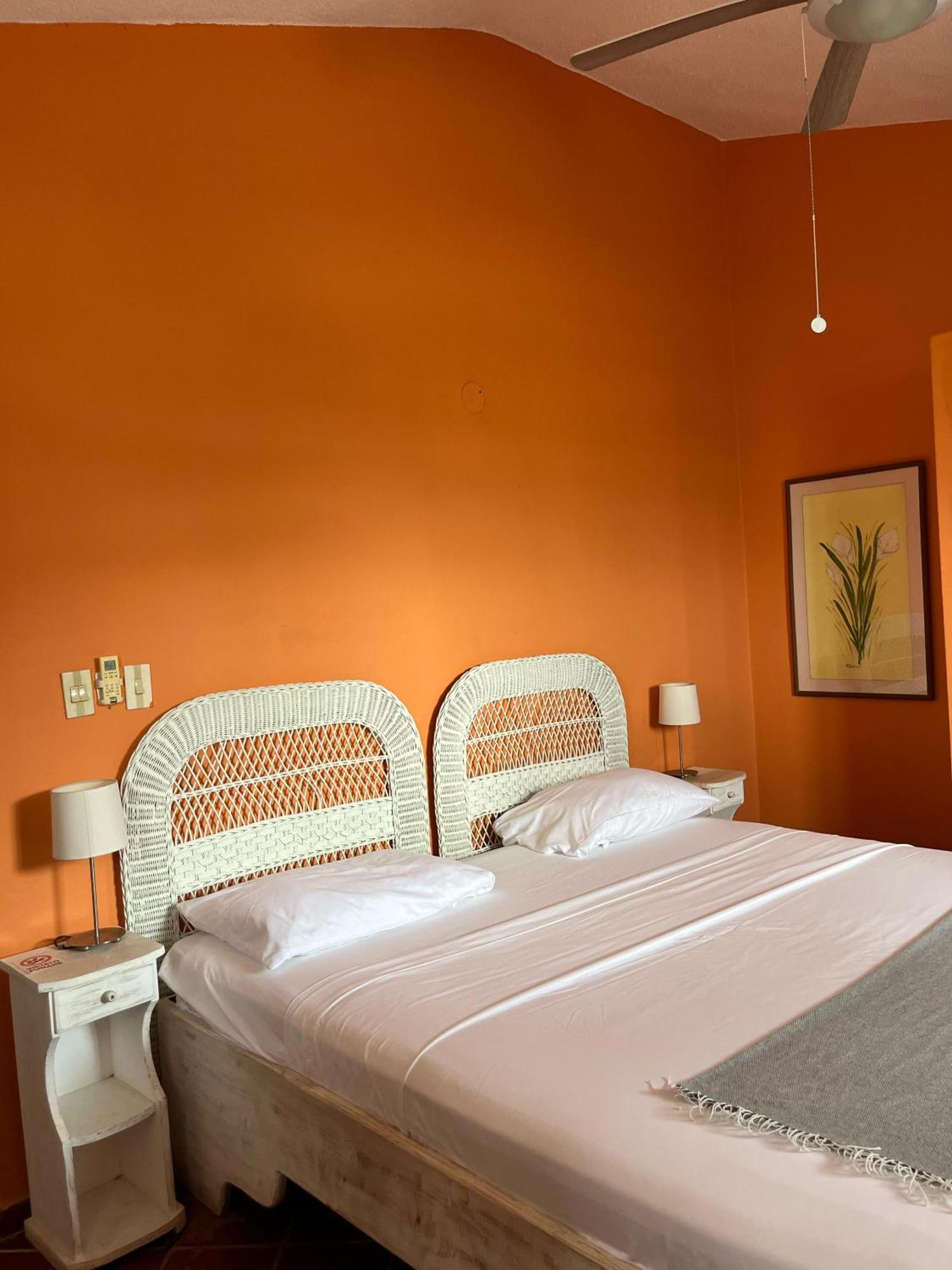 Playa Blanca Bed And Breakfast Баяхибе Екстериор снимка